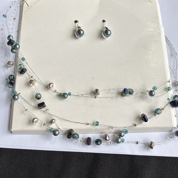 ✨Avon Vintage SP Silver and Blue Jewelry Set - Picture 2 of 5